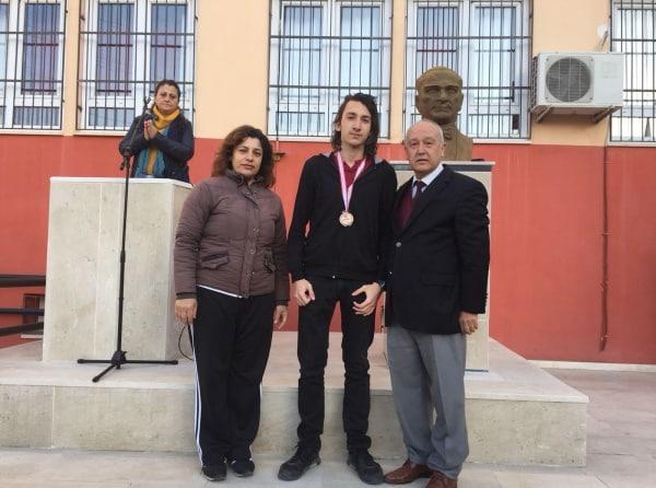 Öğrencimiz Kayra ÖZER okullar arası karate müsabakalarında Adana 3.sü olmuştur.
